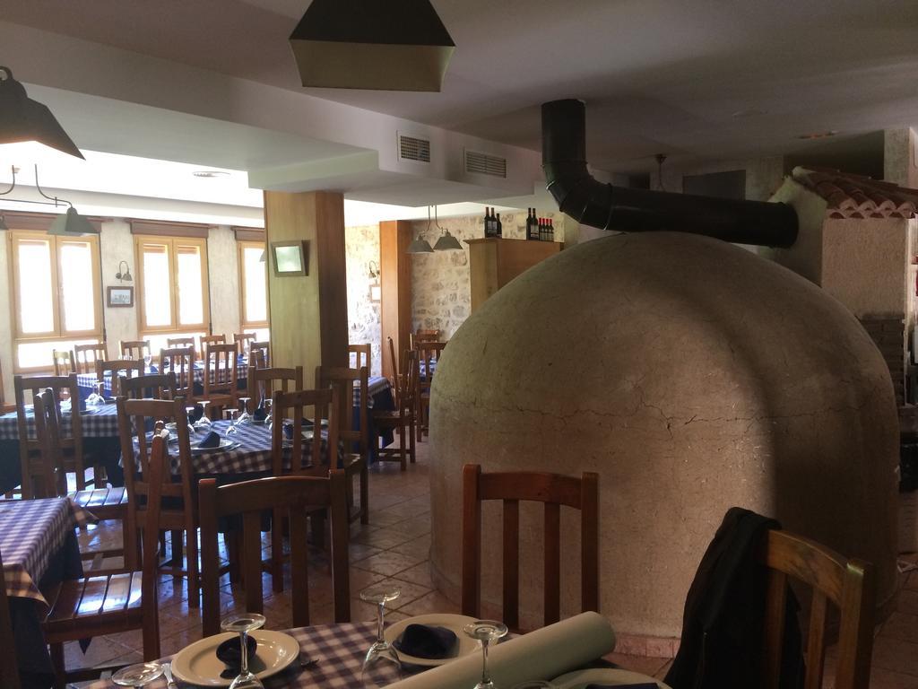 La Mesta Hotel Prádena Eksteriør billede