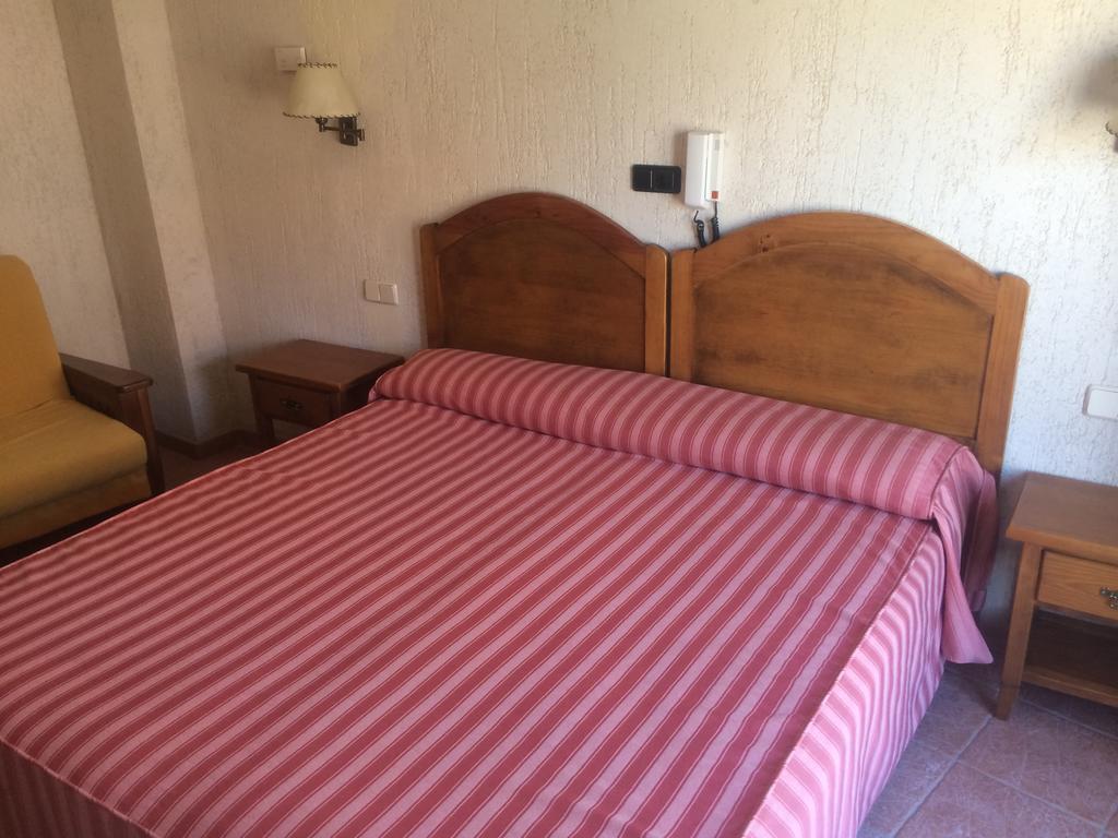 La Mesta Hotel Prádena Værelse billede